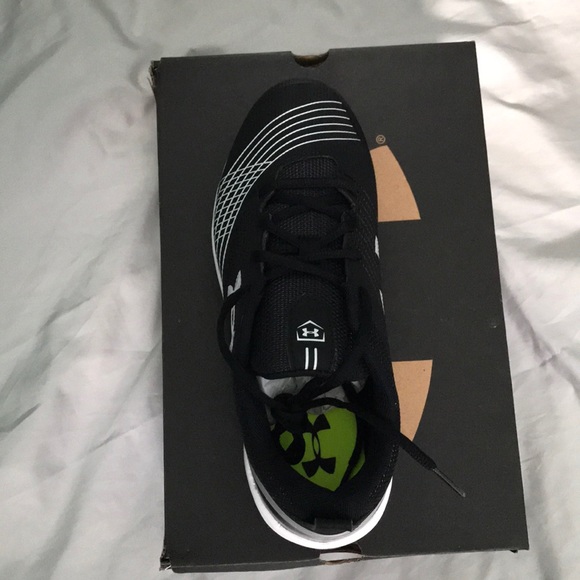 Softball cleats - Picture 5 of 6